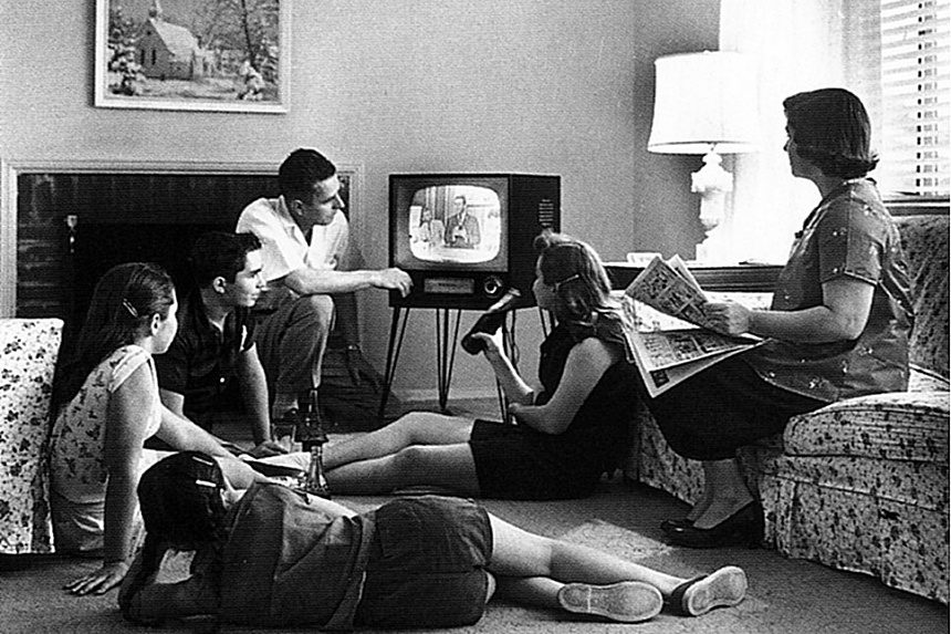 2022-05-11-1950s-family-watching-tv-860x